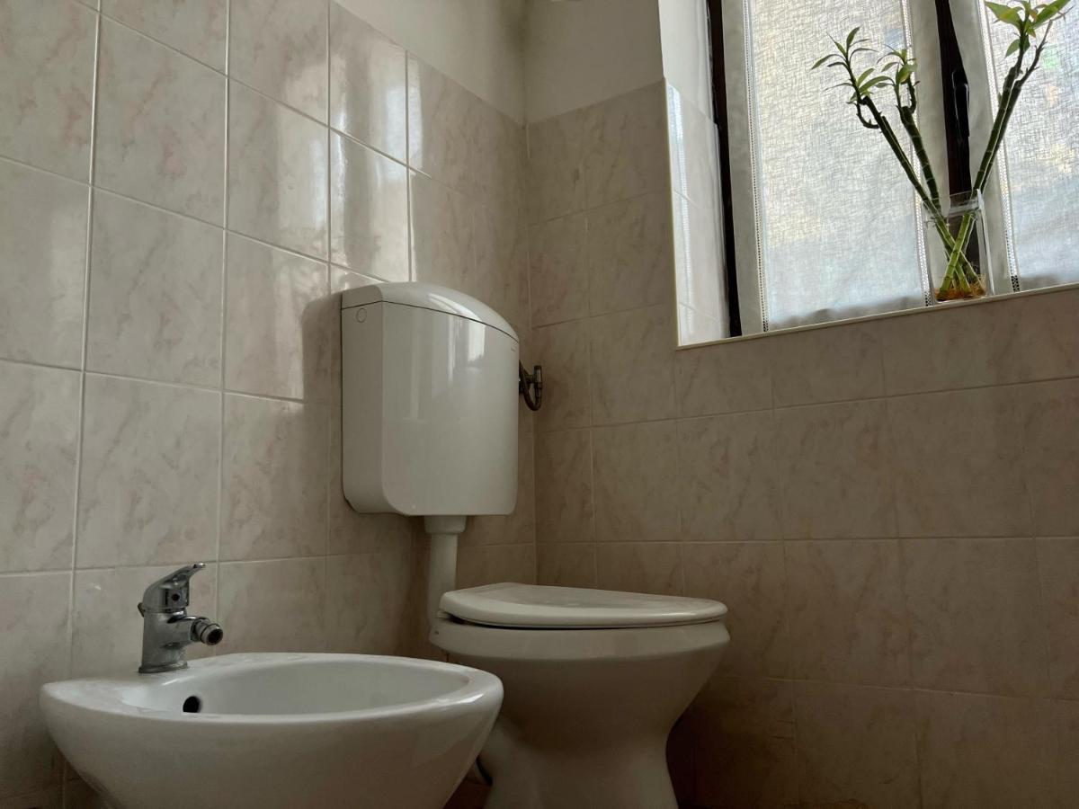 Novi Ligure Private Apartment Екстер'єр фото